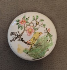 Antica ciotola cinese in porcellana tarda epoca Quing