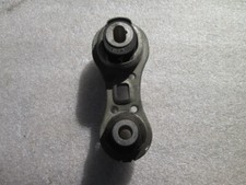 8200103263 SUPPORTO MOTORE RENAULT SCENIC 1.9 D 88KW 6M 5P (2004) RICAMBIO USATO
