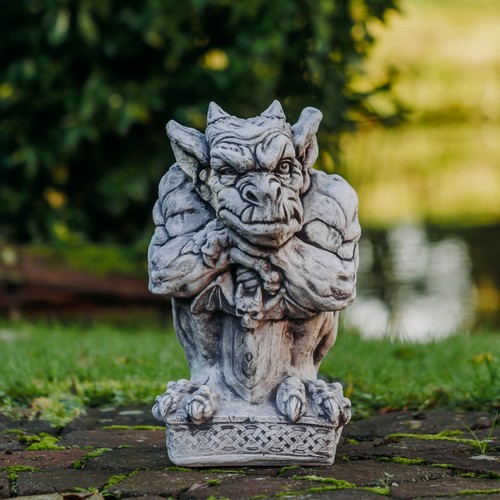 Gargoyle con spada - , guardiano