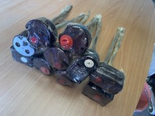 Lotto 10 termostati per scaldabagno elettrico di marche diverse.