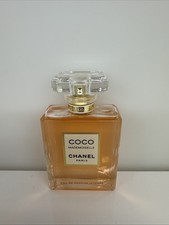 factice da ESPOSIZIONE  Chanel