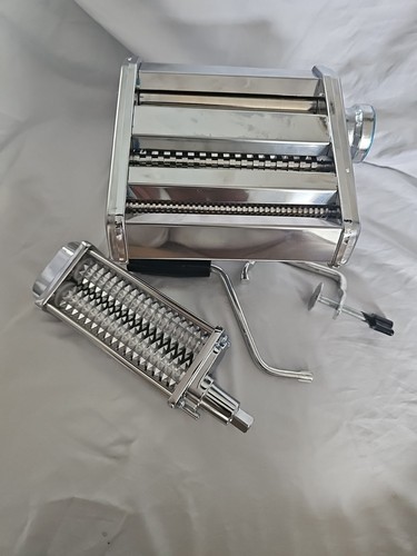 Macchina per pasta - , in