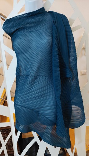 Issey miyake pleats - *****issey,