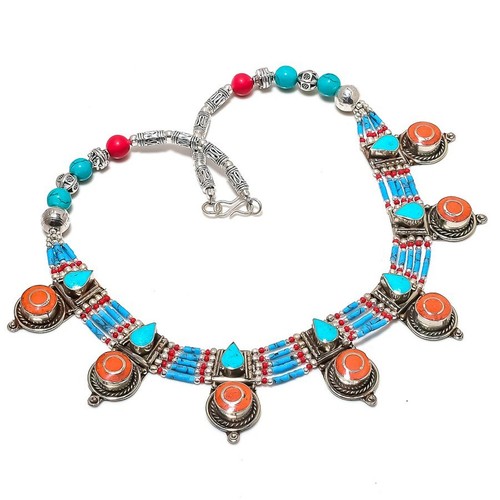 Collana con pietre - , preziose