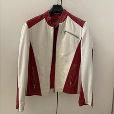 Giubbotto di pelle modello biker