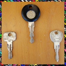 Chiavi Auto D'Epoca Vintage