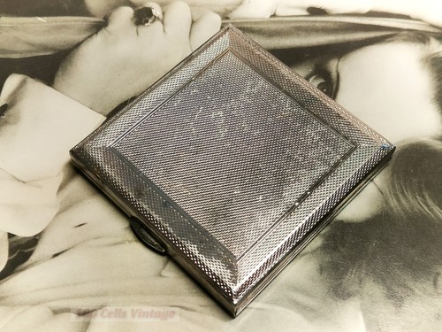 Kigu square silver tone