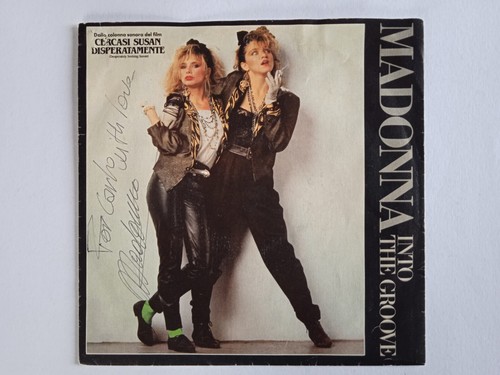 Madonna into the groove - madonna,,