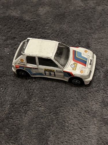 Voiture miniature burago - voiture,