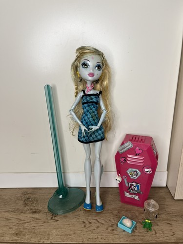 Monster high lagoona blue - monster,