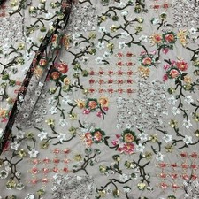 Tessuto Tulle Ricamato