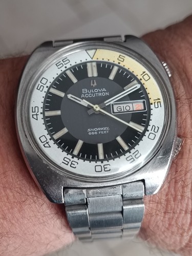 Bulova accutron snorkel 666 - accutron,