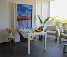 TAVOLO DI DESIGN PIEGHEVOLE
