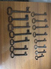 lotto chiavi antiche