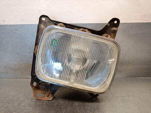 B601023g00 faro derecho nissan - faro,