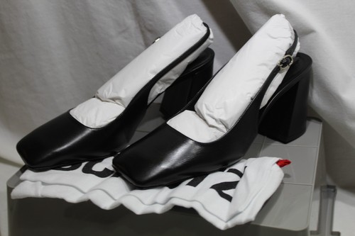 Schutz decolte donna con tacco