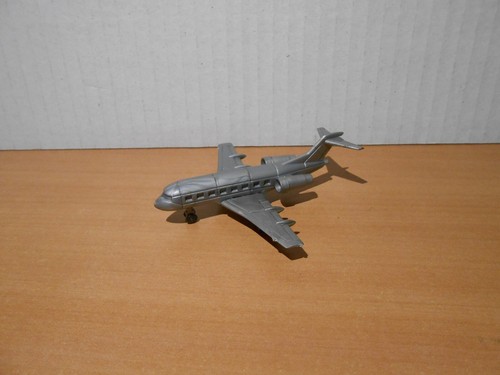 Kinder ferrero aereo - ferrero:,
