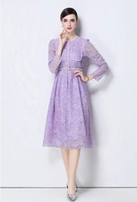 Abito In Pizzo Lilla Romantico