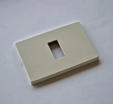 BTICINO MAGIC PLACCA RESINA AVORIO 1 posto-foro ORIGINALE 503/1/R