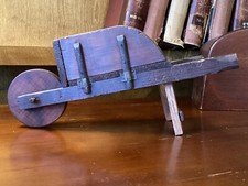 Casa delle bambole in legno