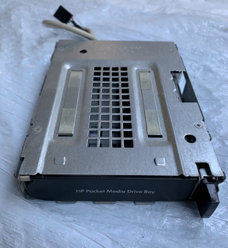 Front panel pocket media - hp,