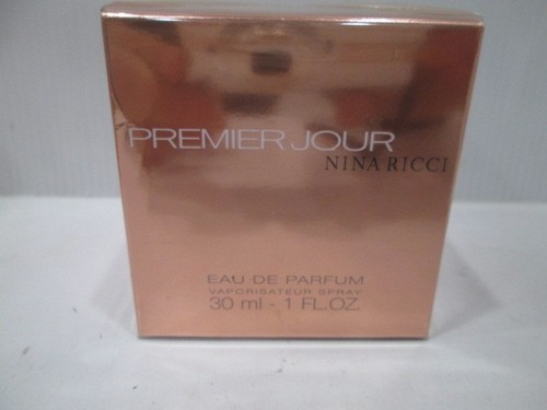 Premier jour nina - premier,