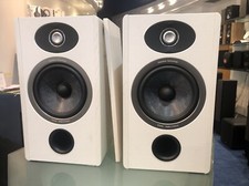 FOCAL VESTIA N. 1 COPPIA