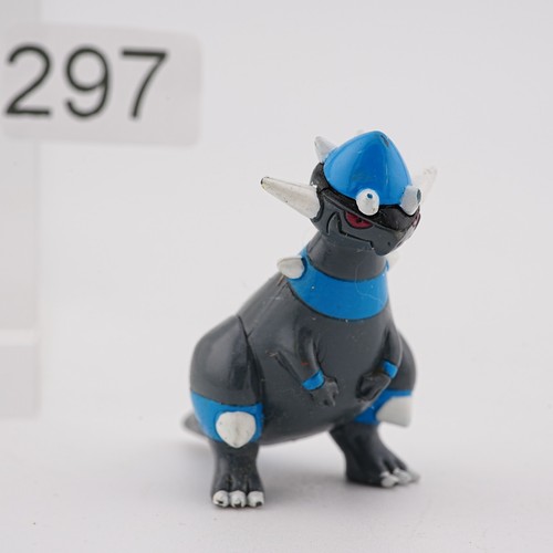 Pokemon figure sold per - figure,