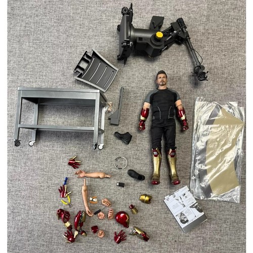 Hot toys modellino iron - 1/6,