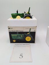 Trattore 1/16 Ertl Farm
