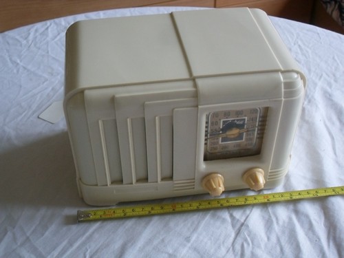 Vintage american radio arkay - radio,