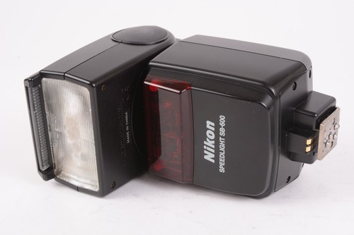 Nikon 600 speedlight hot - nikon,