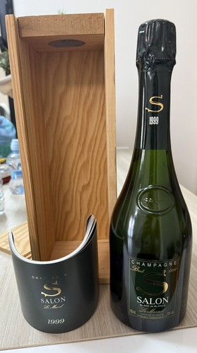 Champagne salon mensil - salon, 1999
