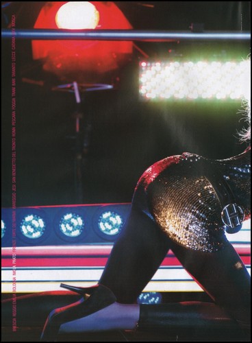 High heels celyn magazine - high,