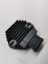 Honda Hornet 600 2001-2002 Regolatore di tensione vedi foto