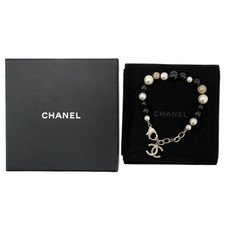 CHANEL Bracciale di perle