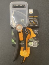 FISKARS FORBICI POTATURA PIANTE GIARDINAGGIO BYPASS SMARTFIT FISKARS P68 