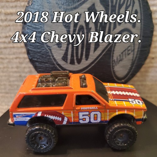2018 hot wheels blazer - hot,