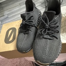 adidas Yeezy Boost 350 V2