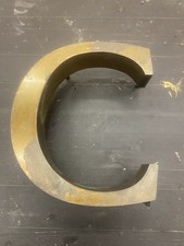 Lettera C Ex Insegna In Ottone
