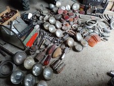 Vari ricambi auto d'epoca possibile venderli in blocco o singolarmente... 