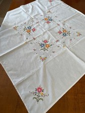 TOVAGLIETTA/CENTROTAVOLA VINTAGE COTONE AVORIO RICAMATA  A MANO A PUNTO CROCE   