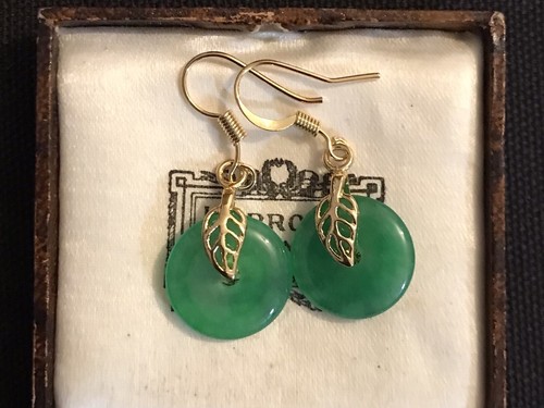 Orecchini stile vintage giada