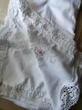 LENZUOLA MERAVIGLIOSA CON LE SUE FEDERE CON RICAMO E BORDO FATTO A MANO 