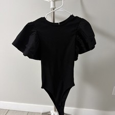 Zara  Black puff sleeve ribbed