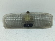 LUCE DI CORTESIA ANTERIORE PER