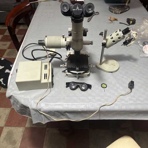 Microscopio russo vintage - microscopio,