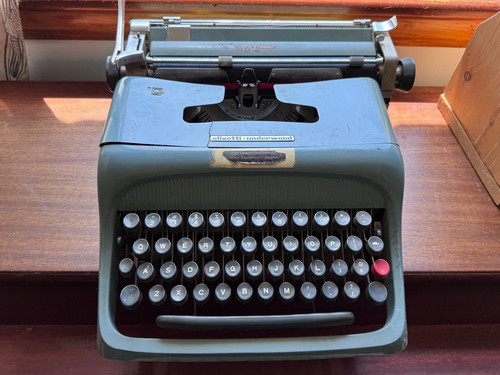 Olivetti underwood studio - olivetti-underwood, |