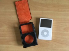  iPod Classic 5 gen 30gb *Wolfson DAC* V buone condizioni solo 27 ore di utilizzo + xtras