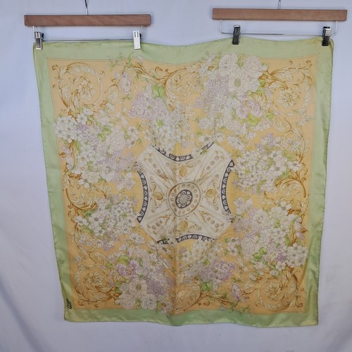 Foulard versace colore verde - versace,